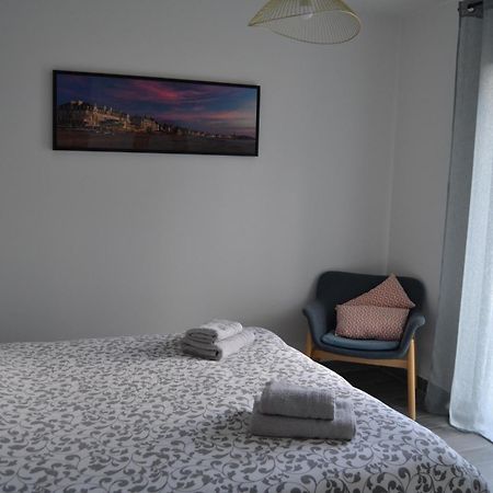 La Petite Bicoque Bed & Breakfast Saint-Suliac Eksteriør bilde